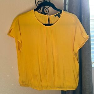 Once worn Banana Republic keyhole sleeve blouse